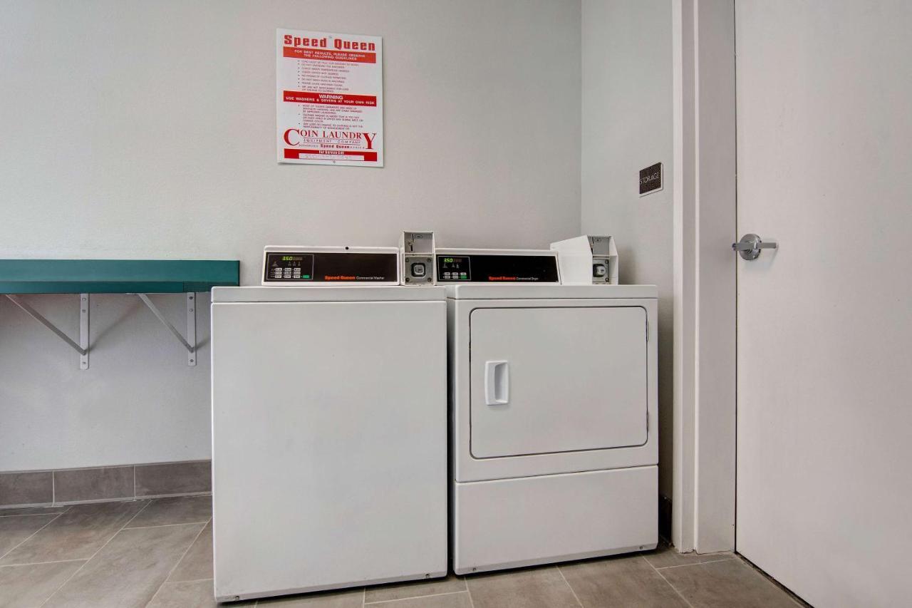 Studio 6 Pensacola, Fl - West I-10 Ferry Pass Екстериор снимка